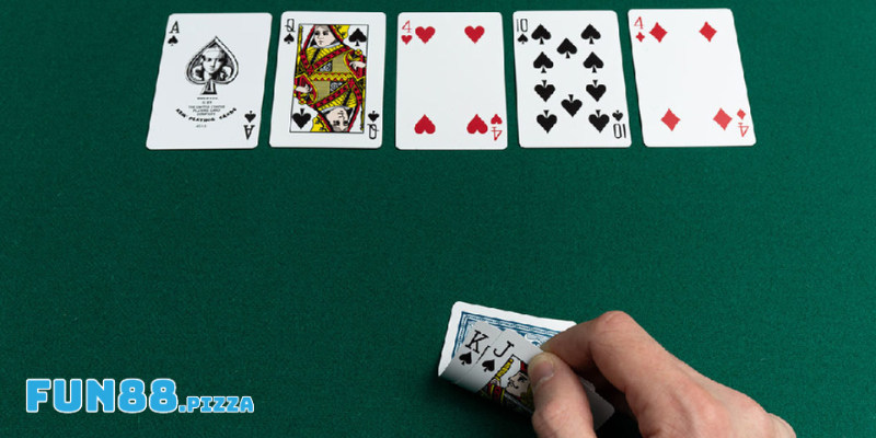 Khám Phá Bí Mật Hand Trong Poker - Chìa Khóa Chinh Phục Bàn Cược